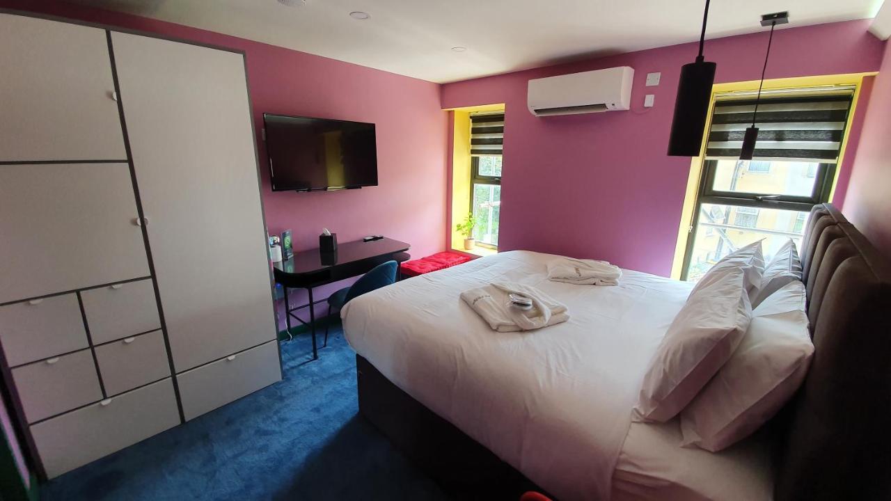 Aaron Wise - 51 Fitzhamon Apartments Cardiff Extérieur photo