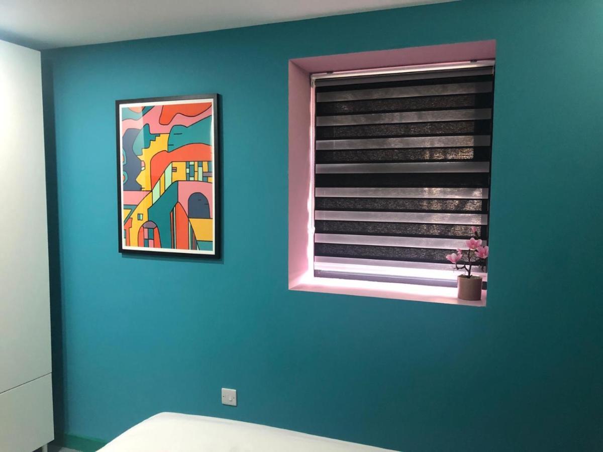 Aaron Wise - 51 Fitzhamon Apartments Cardiff Extérieur photo