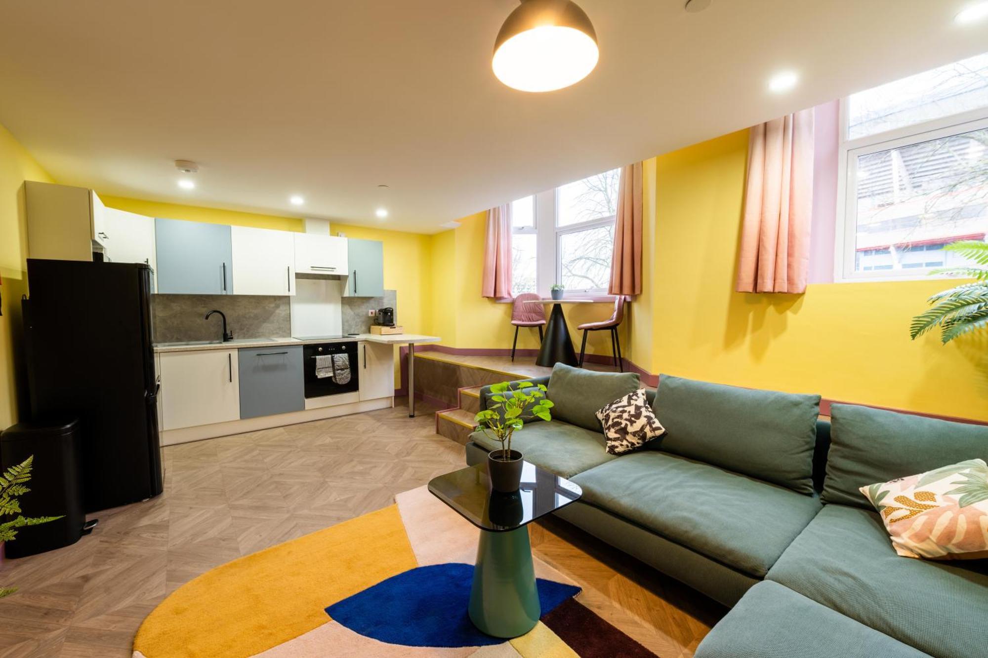 Aaron Wise - 51 Fitzhamon Apartments Cardiff Extérieur photo